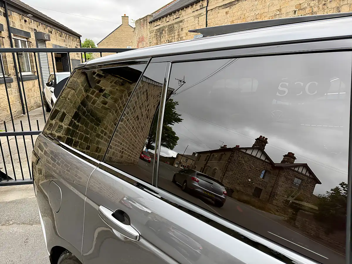 Used 2019 Land Rover Range Rover Autobiography Corris Grey - Interior and Exterior details 11