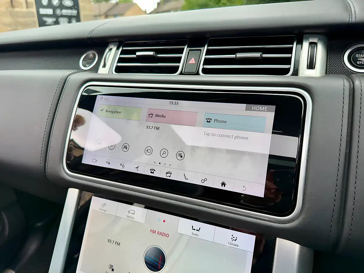 Used 2019 Land Rover Range Rover Autobiography Corris Grey - Interior and Exterior details 16