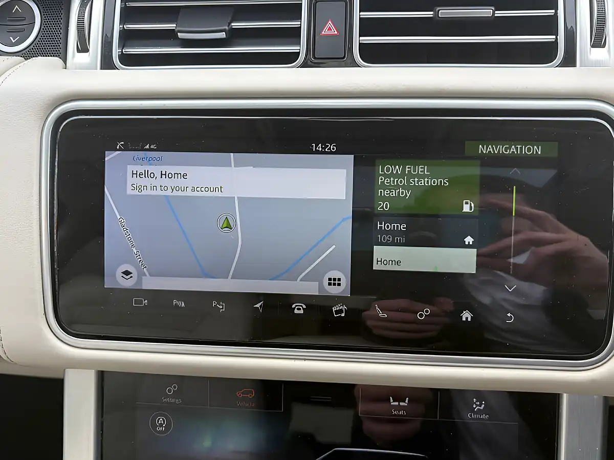 Used 2019 Land Rover Range Rover Autobiography Grey - Interior and Exterior details 12