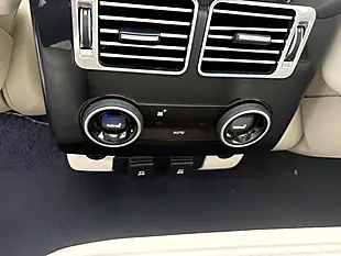 Used 2019 Land Rover Range Rover Autobiography Grey - Interior and Exterior details 4