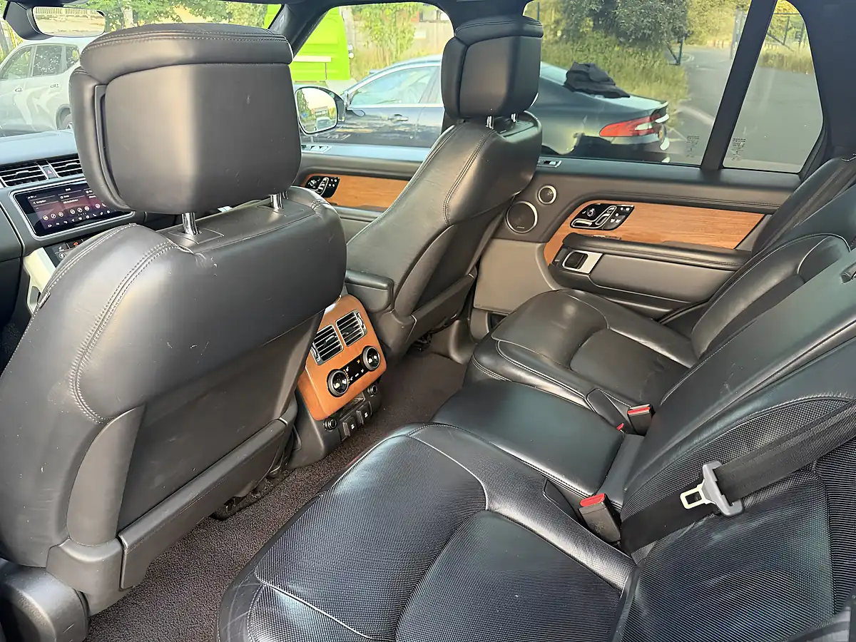 Used 2019 Land Rover Range Rover Autobiography Grey - Interior and Exterior details 10
