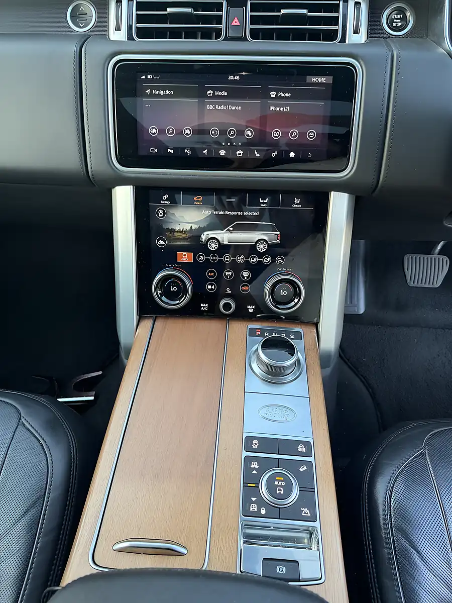 Used 2019 Land Rover Range Rover Autobiography Grey - Interior and Exterior details 14