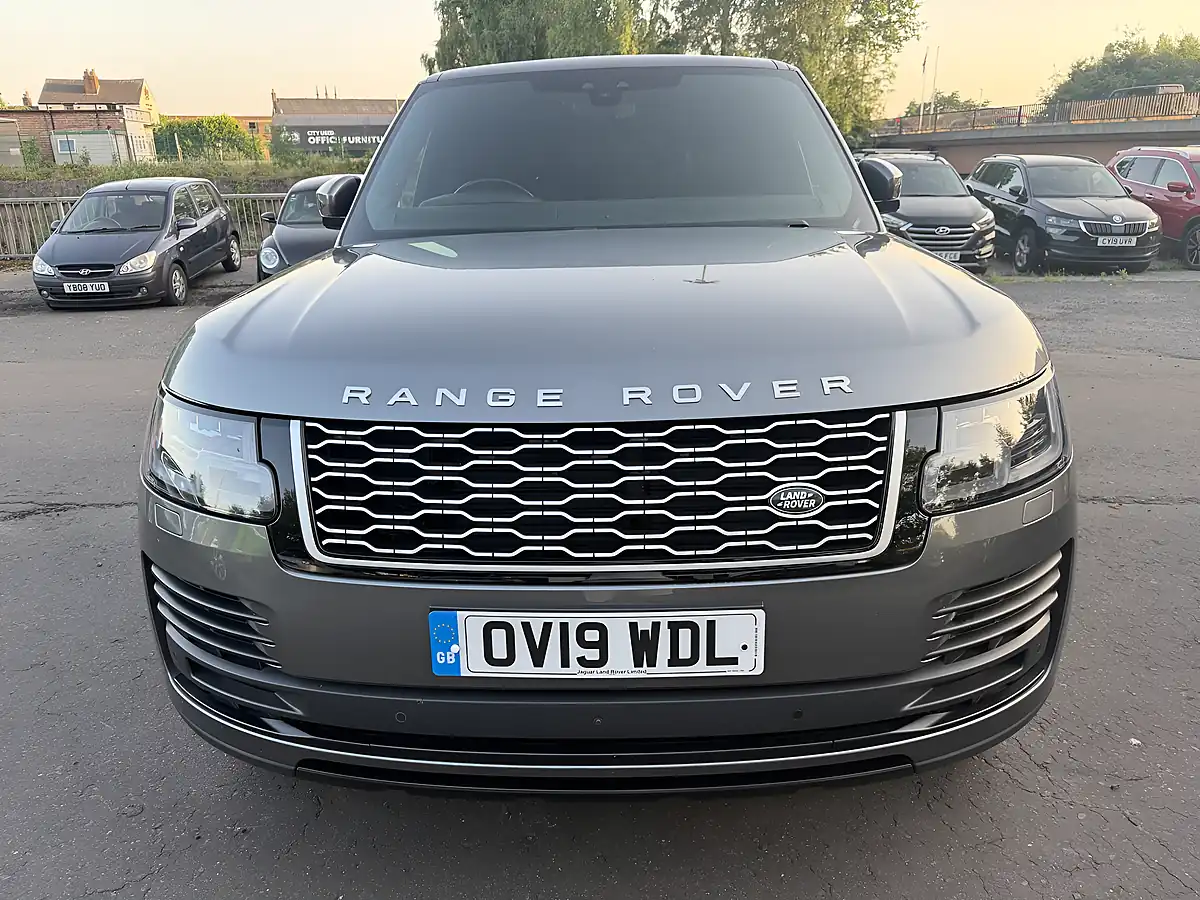 Used 2019 Land Rover Range Rover Autobiography Grey - Interior and Exterior details 3