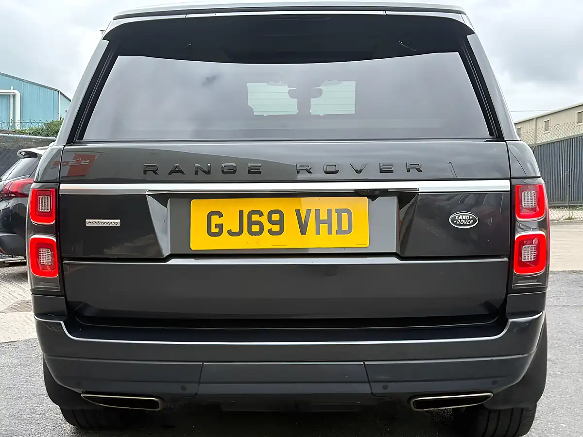 Used 2019 Land Rover Range Rover Autobiography Grey - Interior and Exterior details 13