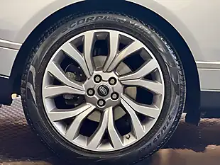 Used 2019 Land Rover Range Rover Autobiography Indus Silver - Interior and Exterior details 11