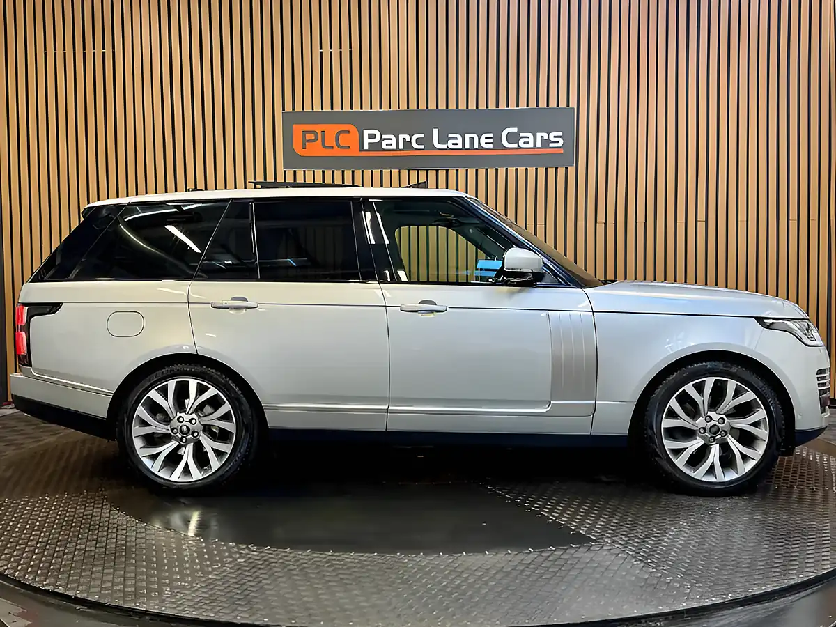 Used 2019 Land Rover Range Rover Autobiography Indus Silver - Interior and Exterior details 2