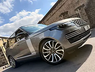 Used 2019 Land Rover Range Rover Autobiography Silicon Silver - Interior and Exterior details 4
