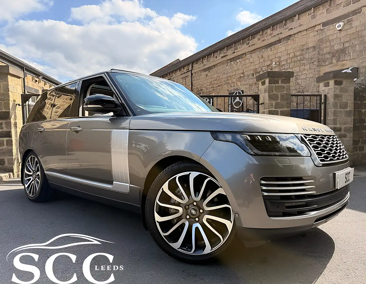 Used 2019 Land Rover Range Rover Autobiography Silicon Silver - Interior and Exterior details 5