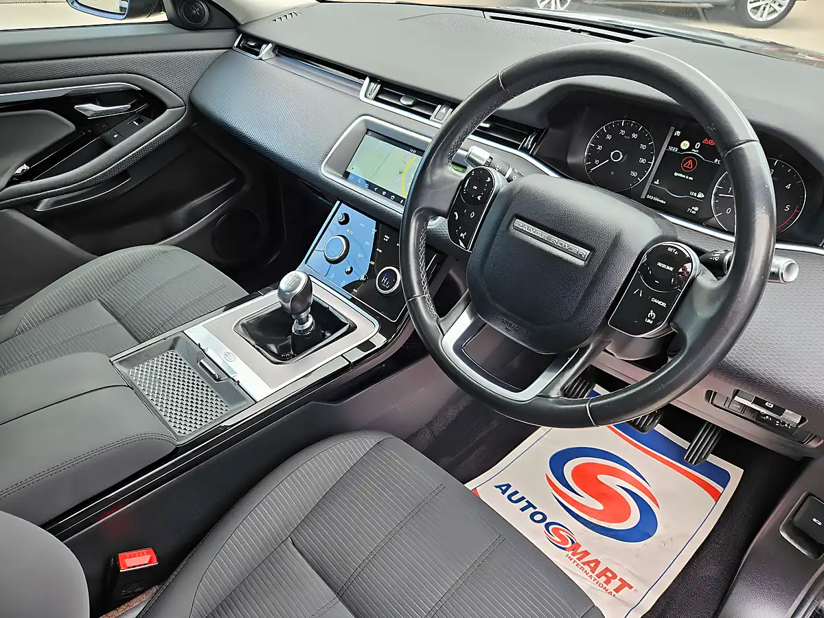 Used 2019 Land Rover Range Rover Evoque Black - Interior and Exterior details 12