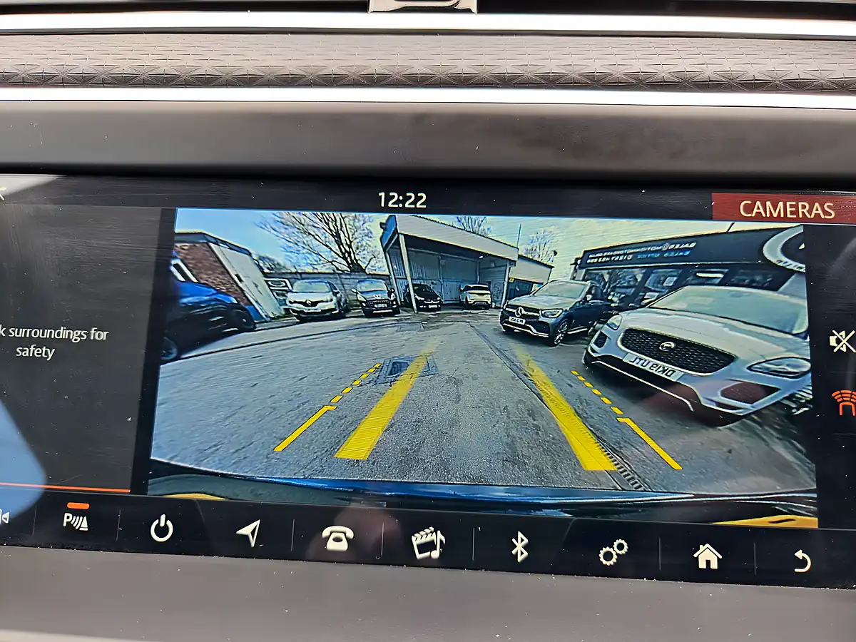 Used 2019 Land Rover Range Rover Evoque Black - Interior and Exterior details 14