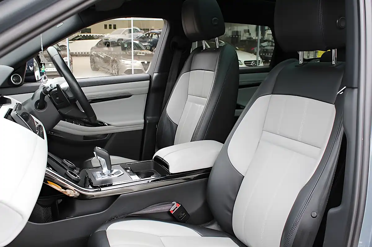 Used 2019 Land Rover Range Rover Evoque First Edition Nolita Grey - Interior and Exterior details 12
