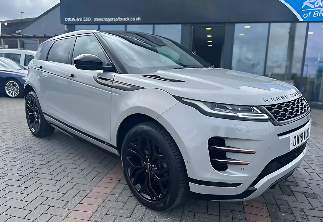 Used 2019 Land Rover Range Rover Evoque First Edition Seoul Pearl Silver - Interior and Exterior details 4