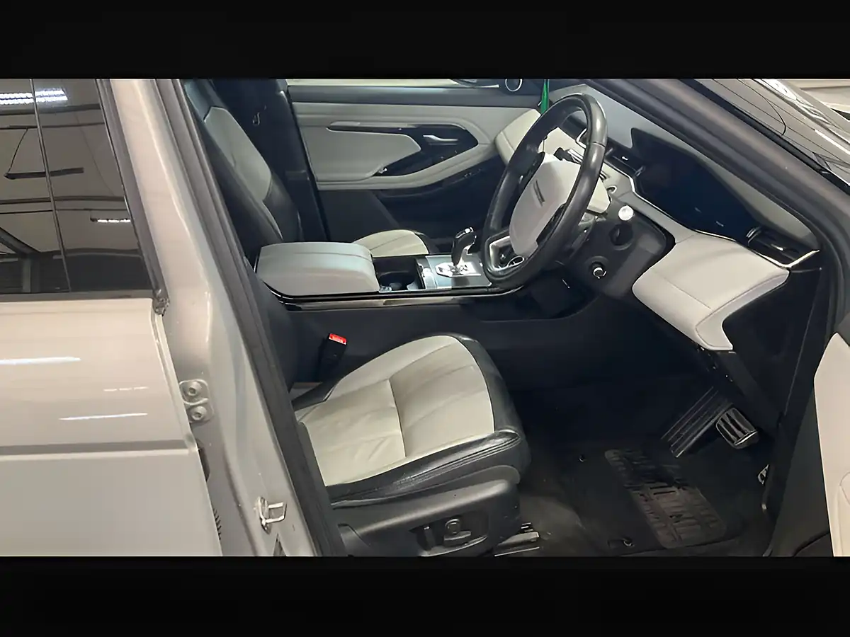 Used 2019 Land Rover Range Rover Evoque First Edition Seoul Pearl Silver - Interior and Exterior details 11