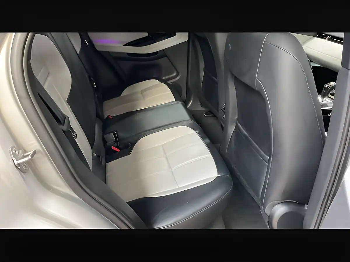 Used 2019 Land Rover Range Rover Evoque First Edition Seoul Pearl Silver - Interior and Exterior details 13