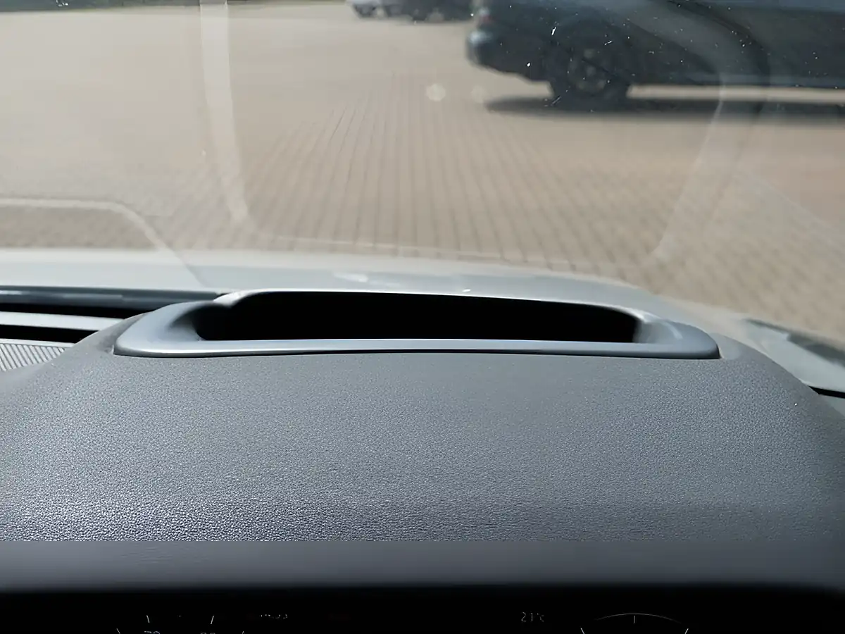 Used 2019 Land Rover Range Rover Evoque First Edition Silver - Interior and Exterior details 13