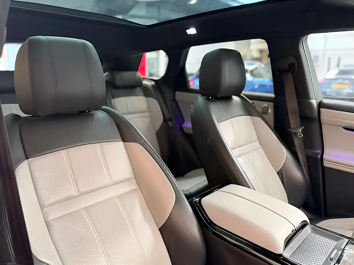 Used 2019 Land Rover Range Rover Evoque First Edition Silver - Interior and Exterior details 8