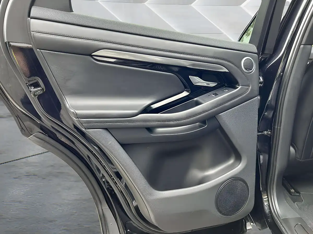 Used 2019 Land Rover Range Rover Evoque Hse Black - Interior and Exterior details 18