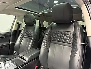 Used 2019 Land Rover Range Rover Evoque Hse Carpathian Grey - Interior and Exterior details 17