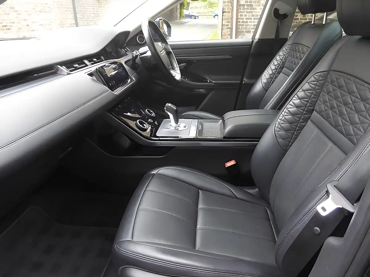 Used 2019 Land Rover Range Rover Evoque Hse Carpathian Grey - Interior and Exterior details 11