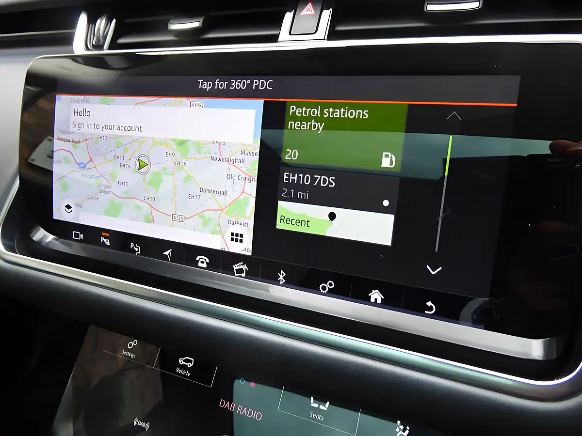 Used 2019 Land Rover Range Rover Evoque Hse Carpathian Grey - Interior and Exterior details 20