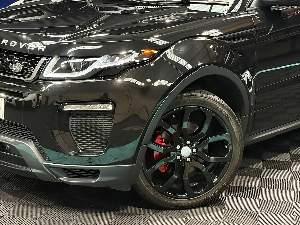 Used 2019 Land Rover Range Rover Evoque Hse Dynamic Black - Interior and Exterior details 12