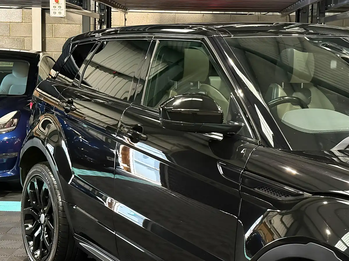 Used 2019 Land Rover Range Rover Evoque Hse Dynamic Black - Interior and Exterior details 13