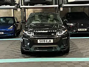 Used 2019 Land Rover Range Rover Evoque Hse Dynamic Black - Interior and Exterior details 4