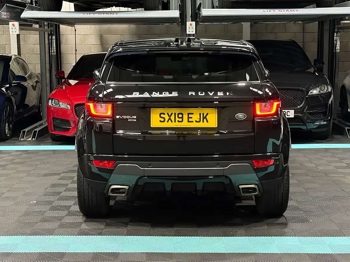 Used 2019 Land Rover Range Rover Evoque Hse Dynamic Black - Interior and Exterior details 8