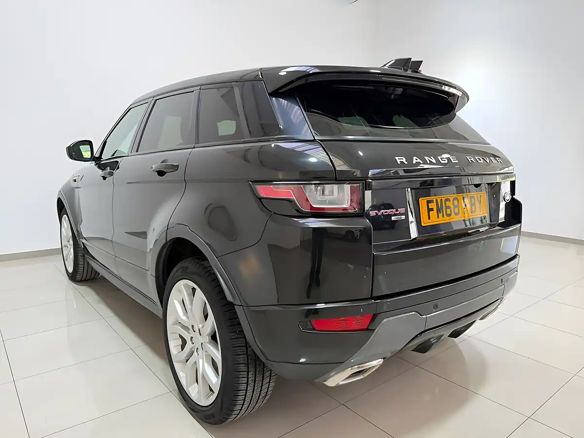 Used 2019 Land Rover Range Rover Evoque Hse Dynamic Black - Interior and Exterior details 8