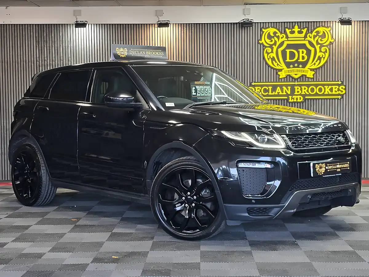 Used 2019 Land Rover Range Rover Evoque Hse Dynamic Black - Front View