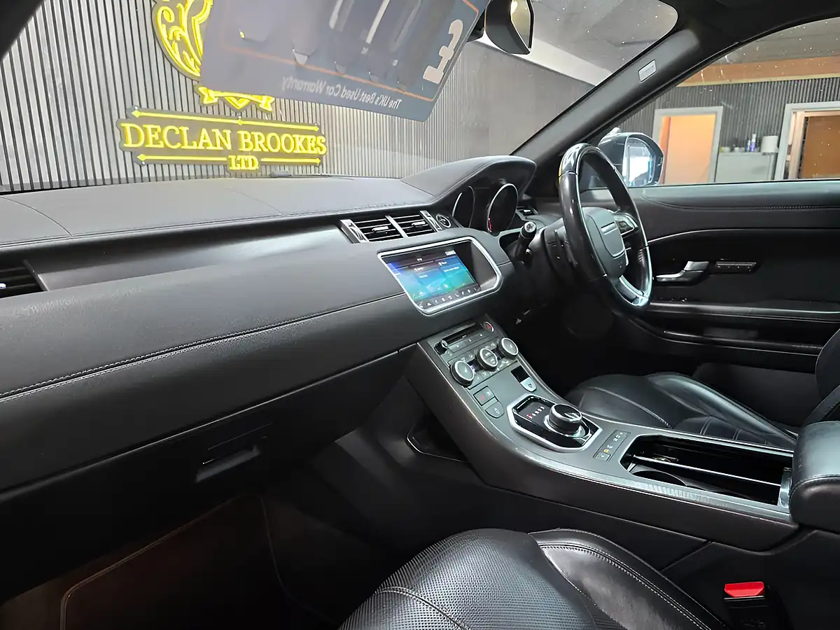 Used 2019 Land Rover Range Rover Evoque Hse Dynamic Black - Interior and Exterior details 17