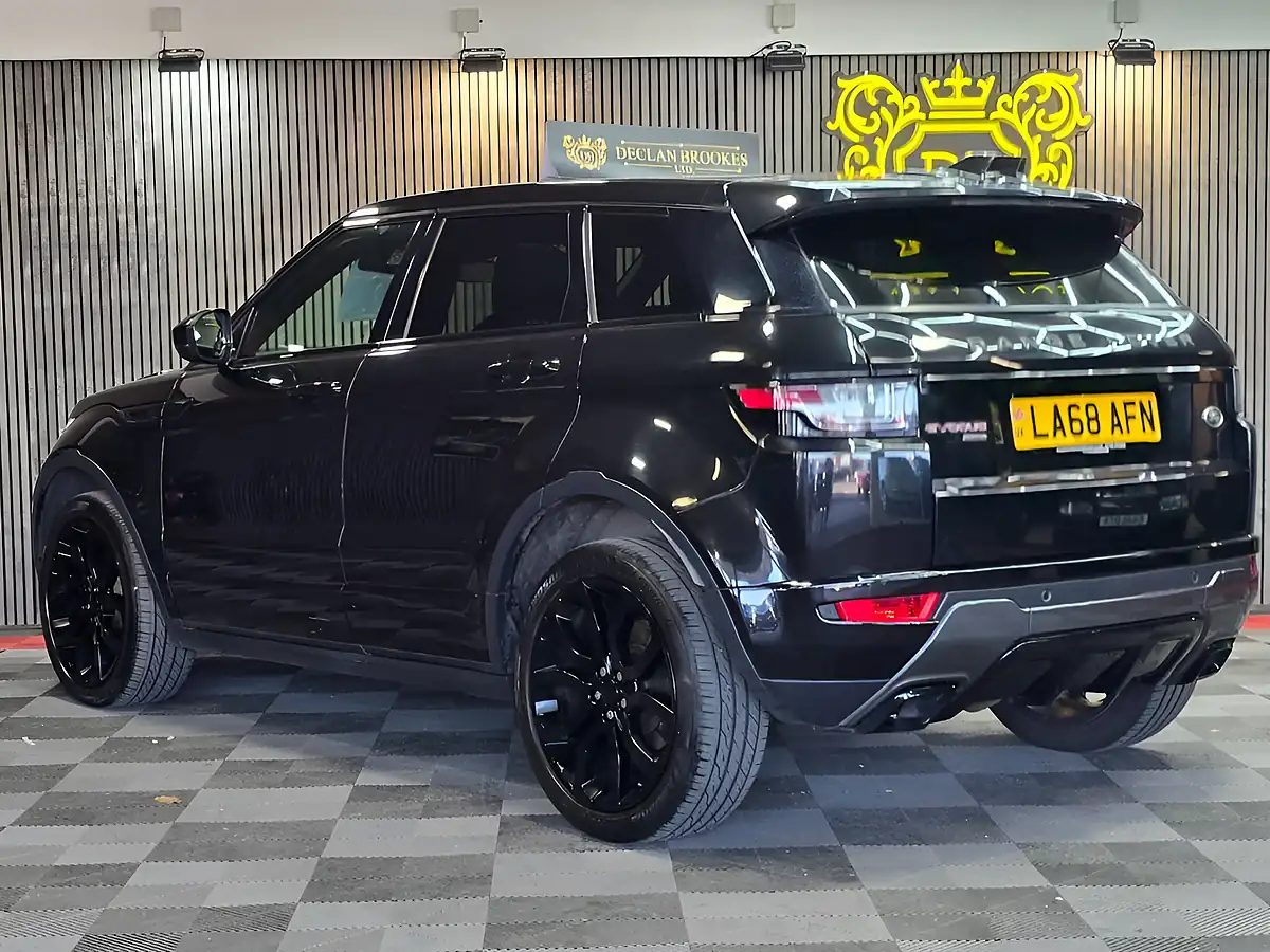 Used 2019 Land Rover Range Rover Evoque Hse Dynamic Black - Interior and Exterior details 9