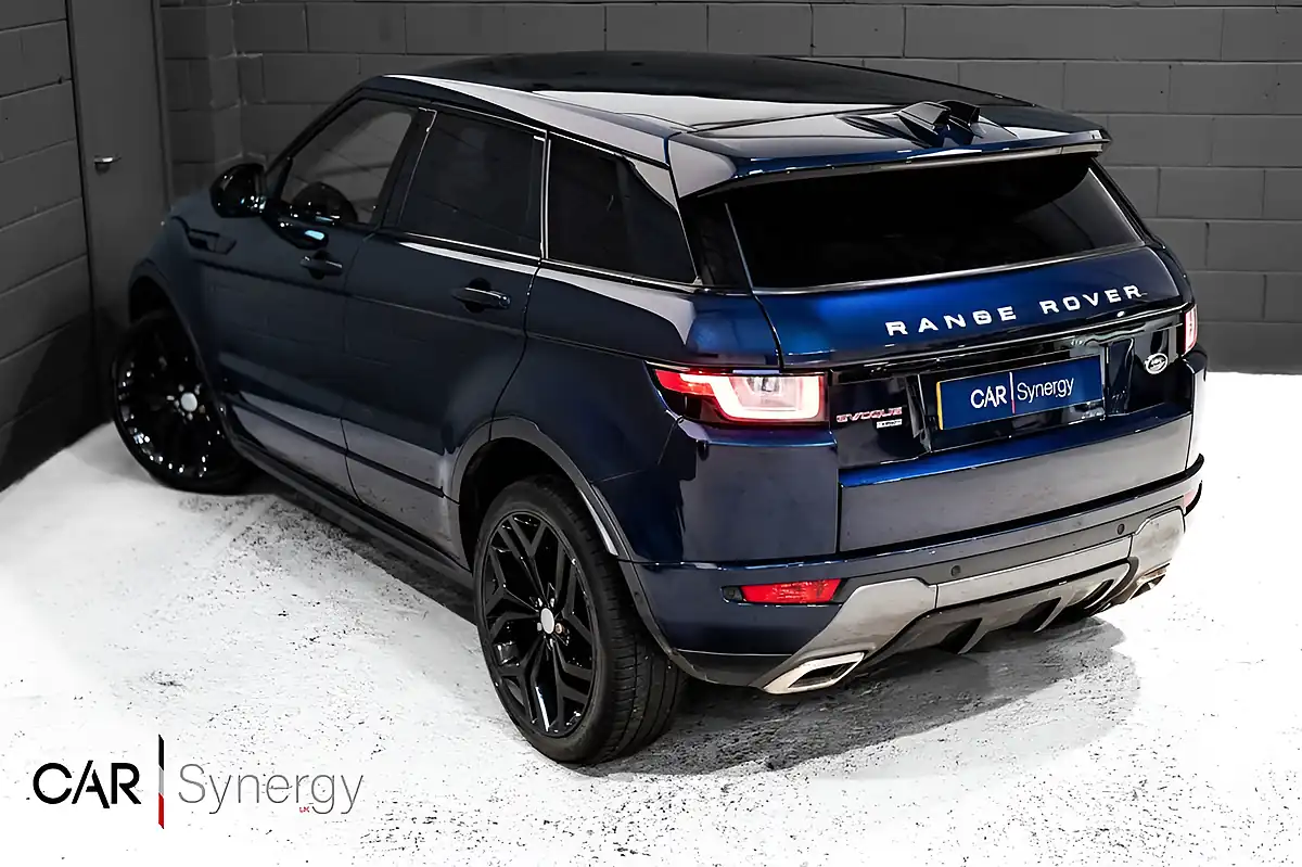Used 2019 Land Rover Range Rover Evoque Hse Dynamic Blue - Interior and Exterior details 3