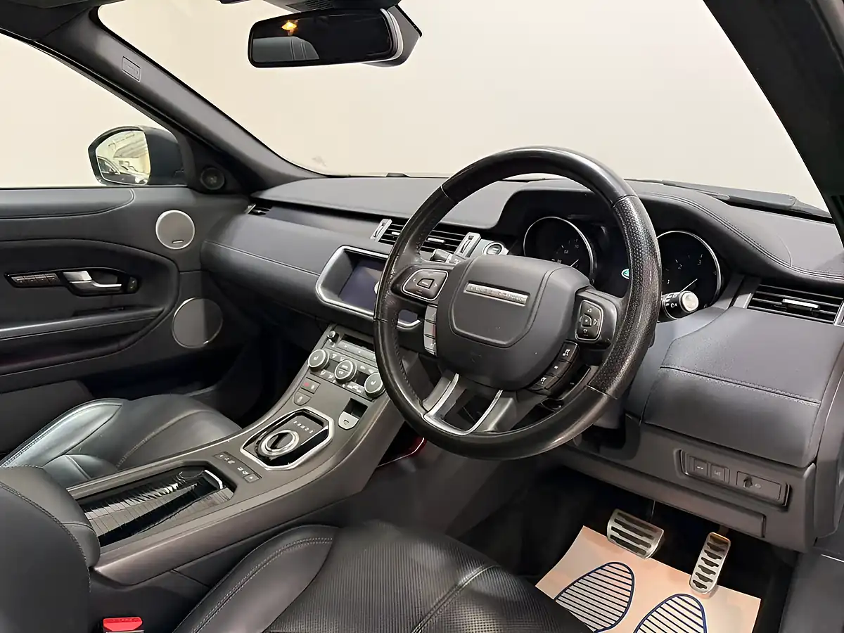 Used 2019 Land Rover Range Rover Evoque Hse Dynamic Carpathian Grey - Interior and Exterior details 13