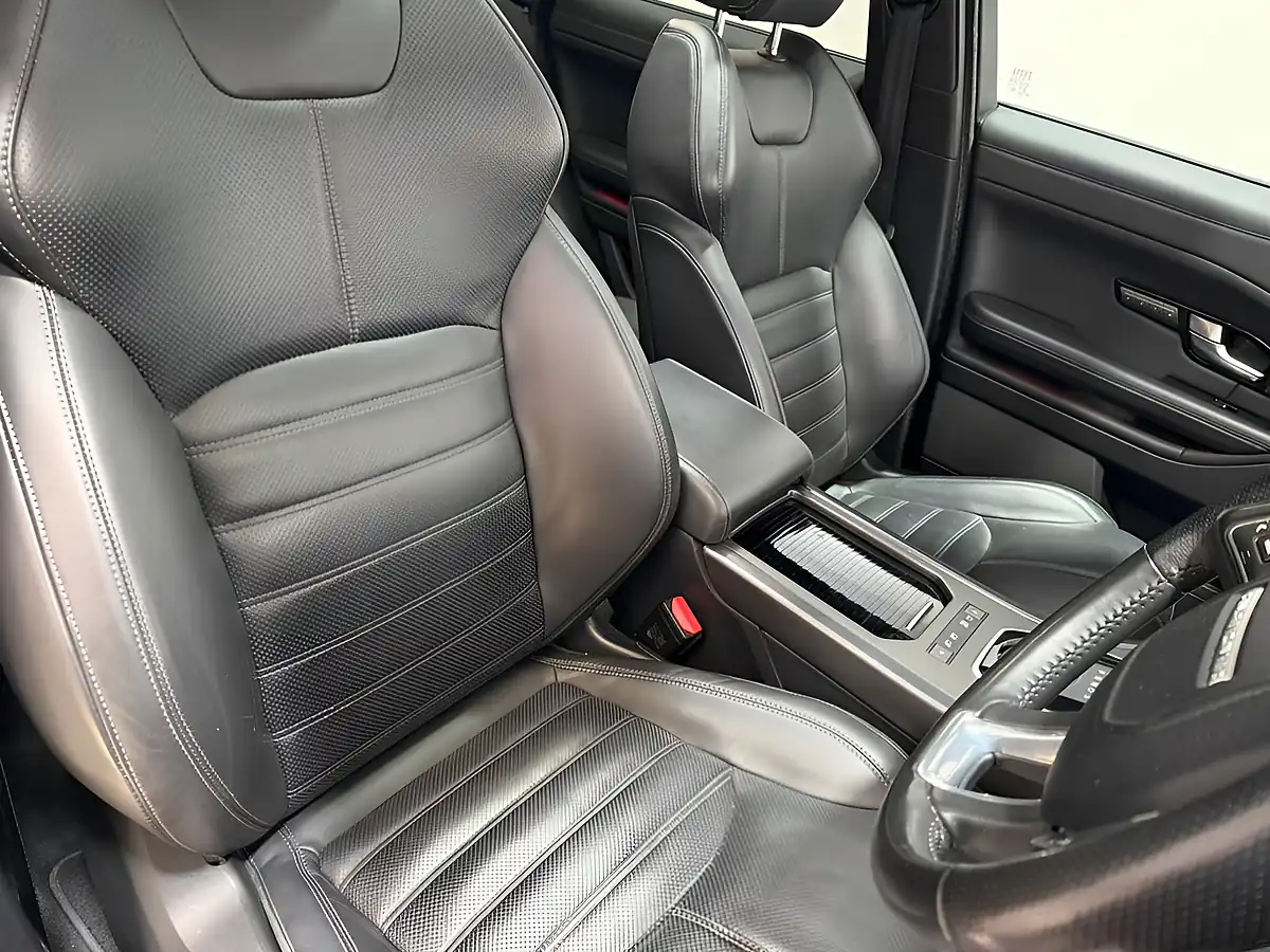 Used 2019 Land Rover Range Rover Evoque Hse Dynamic Carpathian Grey - Interior and Exterior details 14