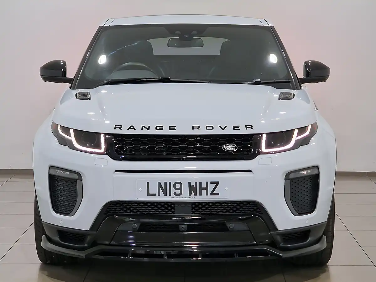 Used 2019 Land Rover Range Rover Evoque Hse Dynamic Pearlescent White - Interior and Exterior details 2