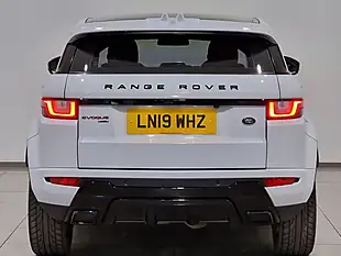 Used 2019 Land Rover Range Rover Evoque Hse Dynamic Pearlescent White - Interior and Exterior details 5