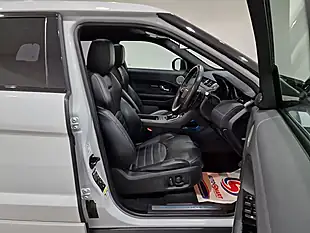 Used 2019 Land Rover Range Rover Evoque Hse Dynamic Pearlescent White - Interior and Exterior details 9