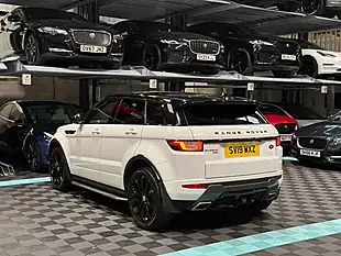 Used 2019 Land Rover Range Rover Evoque Hse Dynamic White - Interior and Exterior details 7