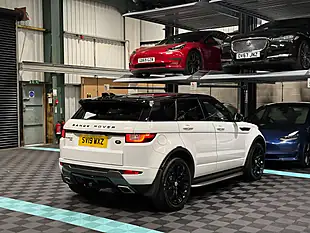 Used 2019 Land Rover Range Rover Evoque Hse Dynamic White - Interior and Exterior details 9
