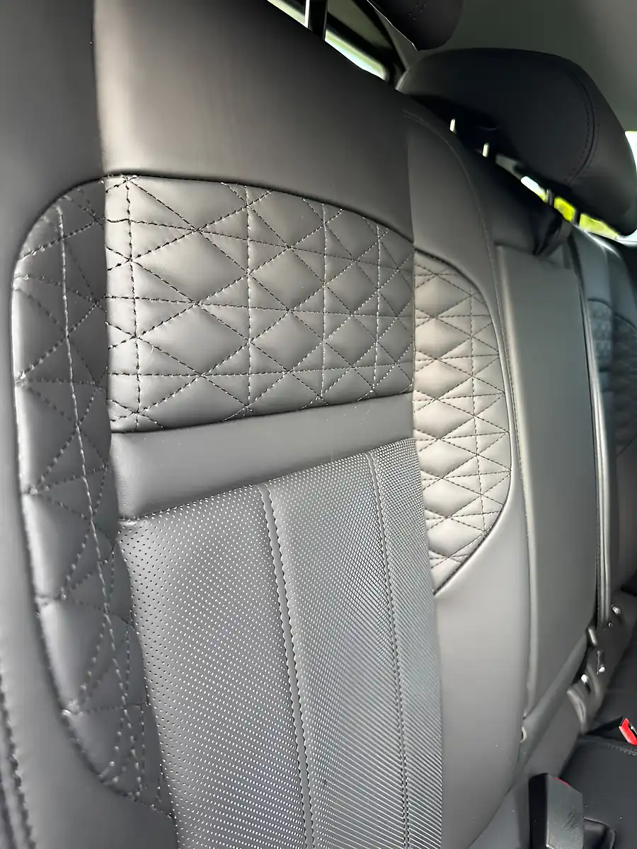 Used 2019 Land Rover Range Rover Evoque Hse Grey - Interior and Exterior details 19
