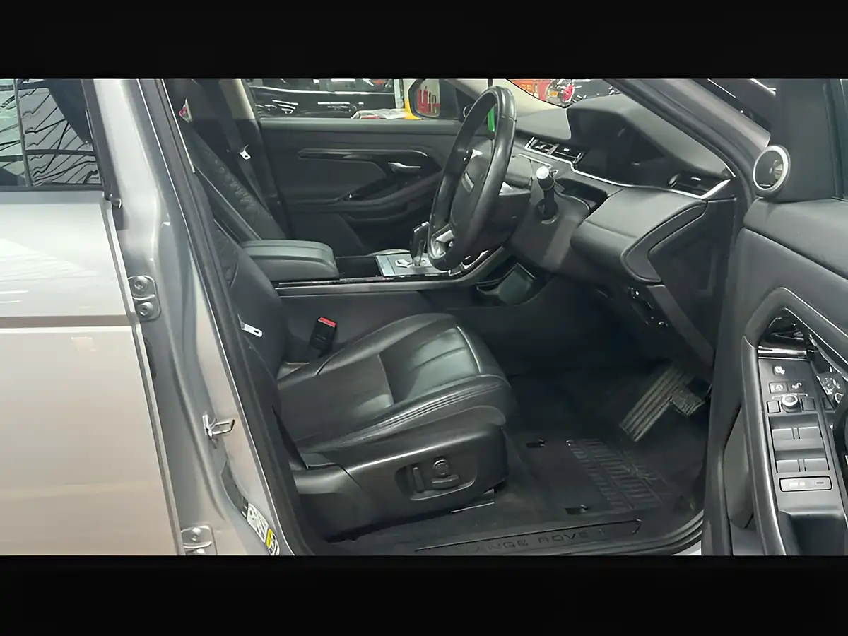 Used 2019 Land Rover Range Rover Evoque Hse Silver - Interior and Exterior details 10