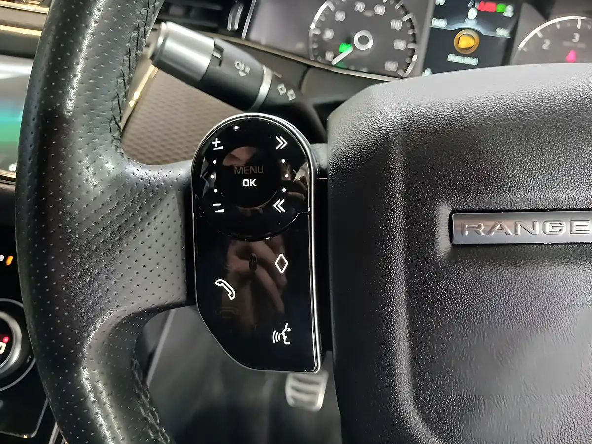 Used 2019 Land Rover Range Rover Evoque R-Dynamic Black - Interior and Exterior details 12
