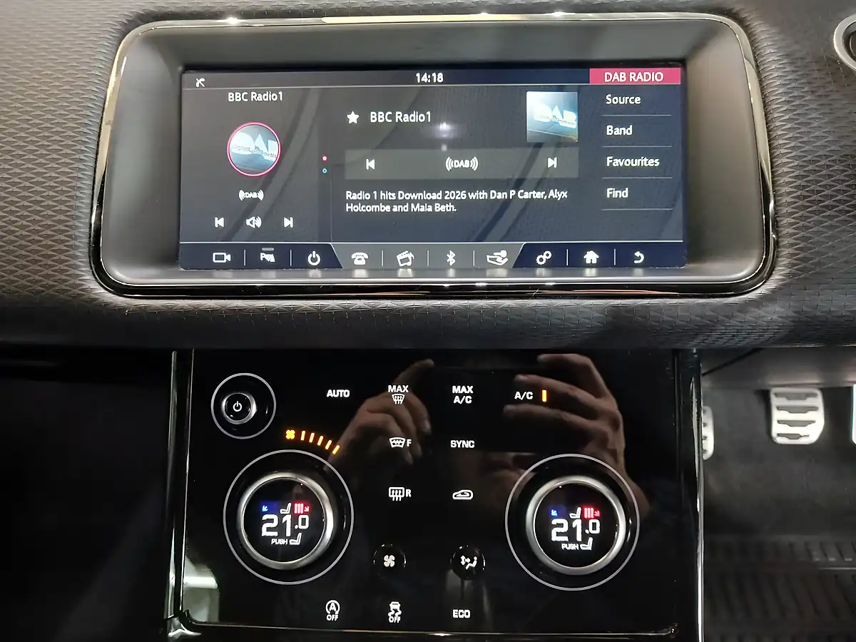 Used 2019 Land Rover Range Rover Evoque R-Dynamic Black - Interior and Exterior details 14