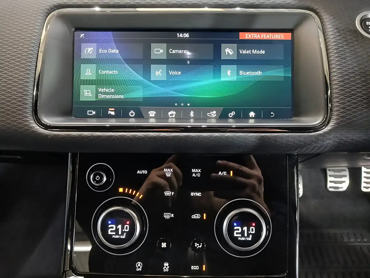 Used 2019 Land Rover Range Rover Evoque R-Dynamic Black - Interior and Exterior details 15
