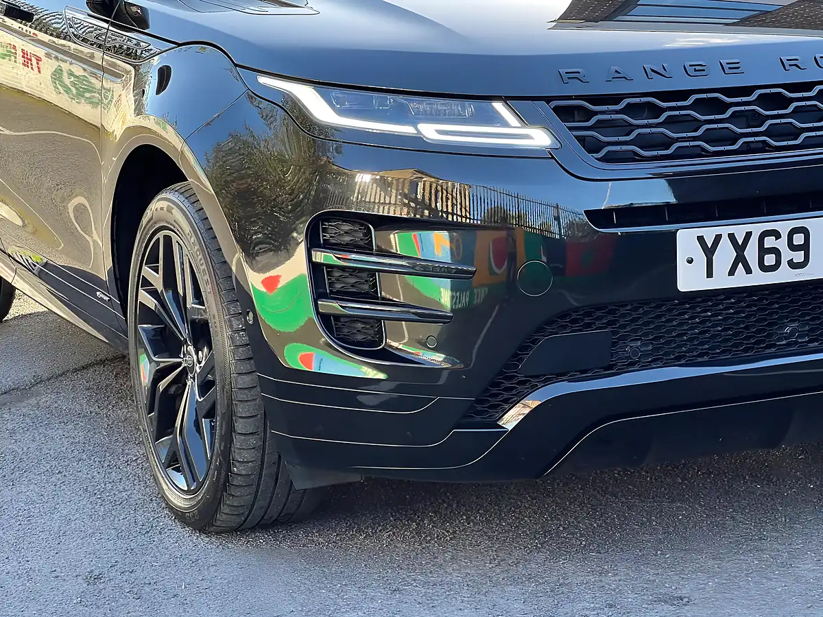 Used 2019 Land Rover Range Rover Evoque R-Dynamic Hse Black - Interior and Exterior details 20