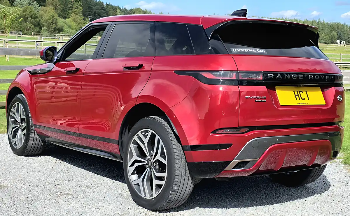 Used 2019 Land Rover Range Rover Evoque R-Dynamic Hse Red - Interior and Exterior details 3