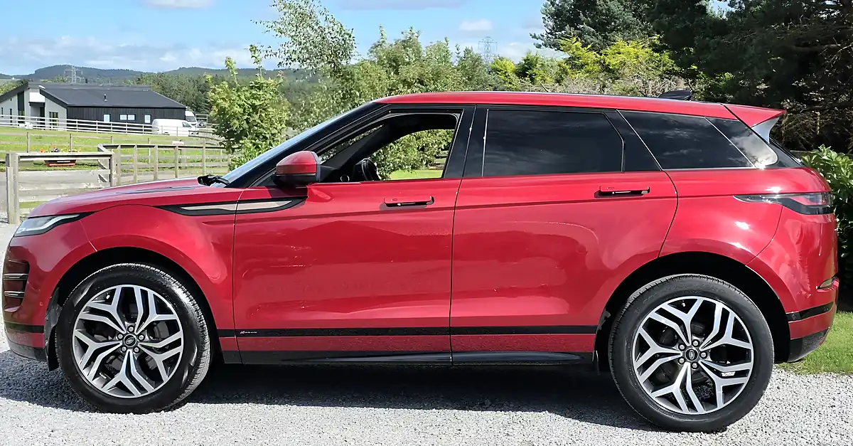 Used 2019 Land Rover Range Rover Evoque R-Dynamic Hse Red - Interior and Exterior details 5