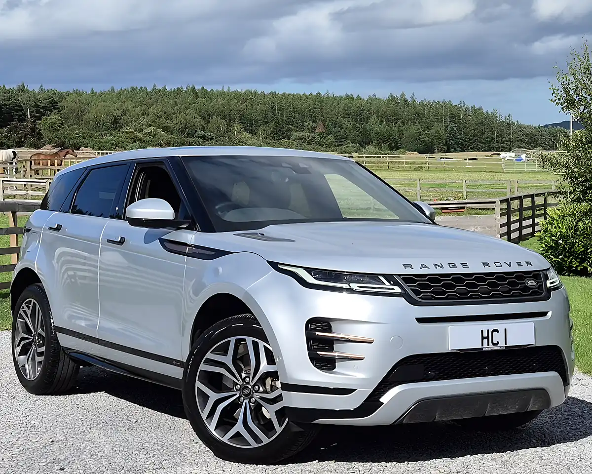 Used 2019 Land Rover Range Rover Evoque R-Dynamic Hse Silver - Front View