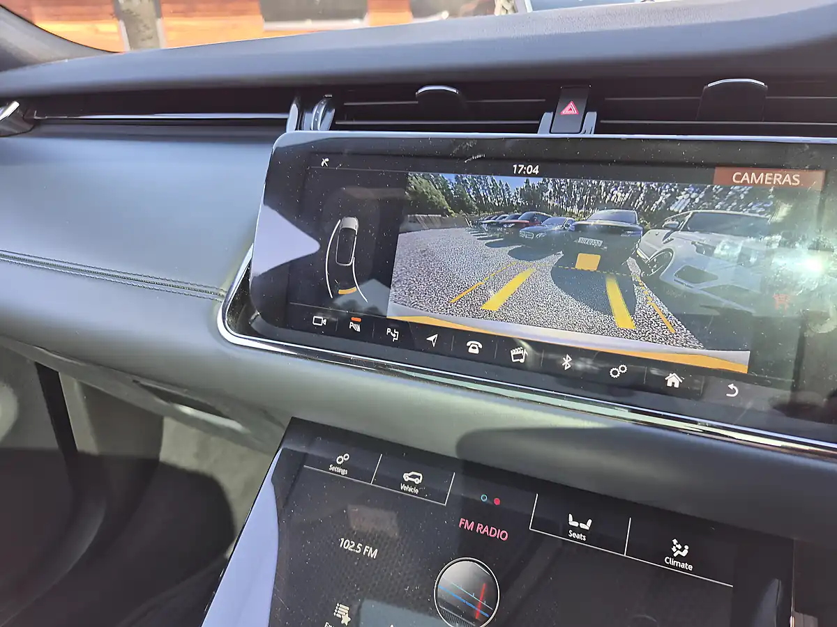 Used 2019 Land Rover Range Rover Evoque R-Dynamic Hse Silver - Interior and Exterior details 11